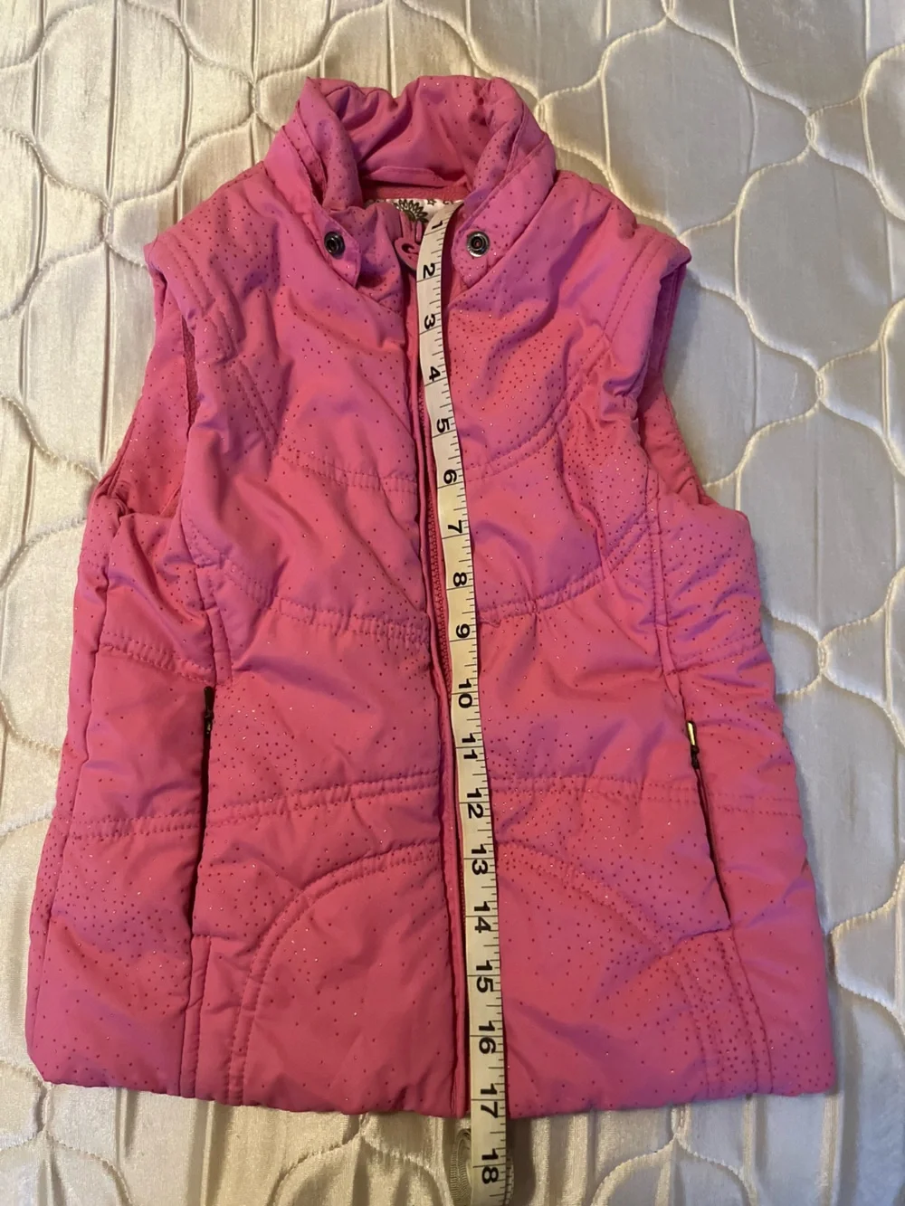The Children’s Place Girls Pink Sparkle Puffer Vest – Size 5/6